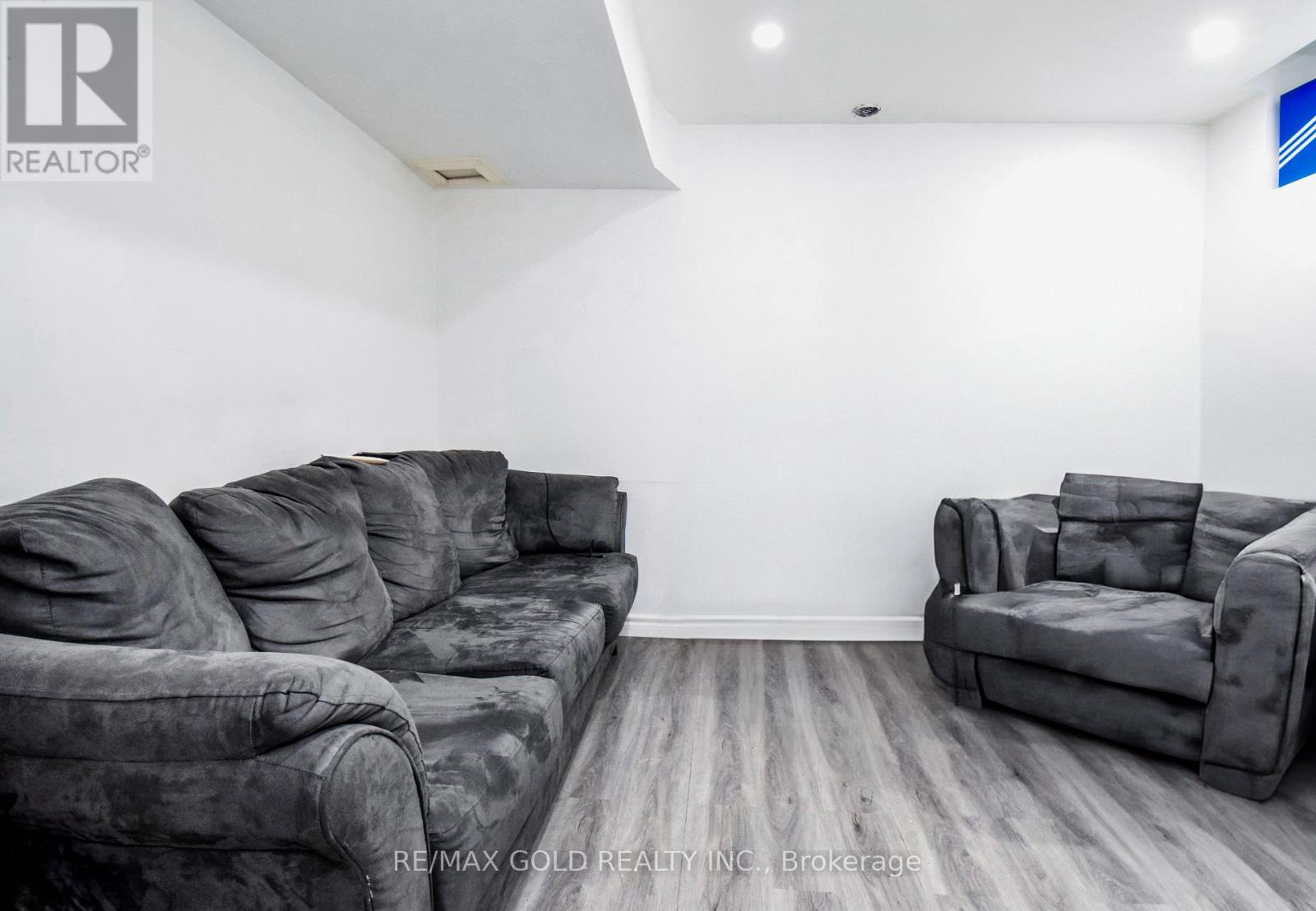 77 Tumblewood Place W, Welland, Ontario  L3B 0J3 - Photo 25 - X12261078