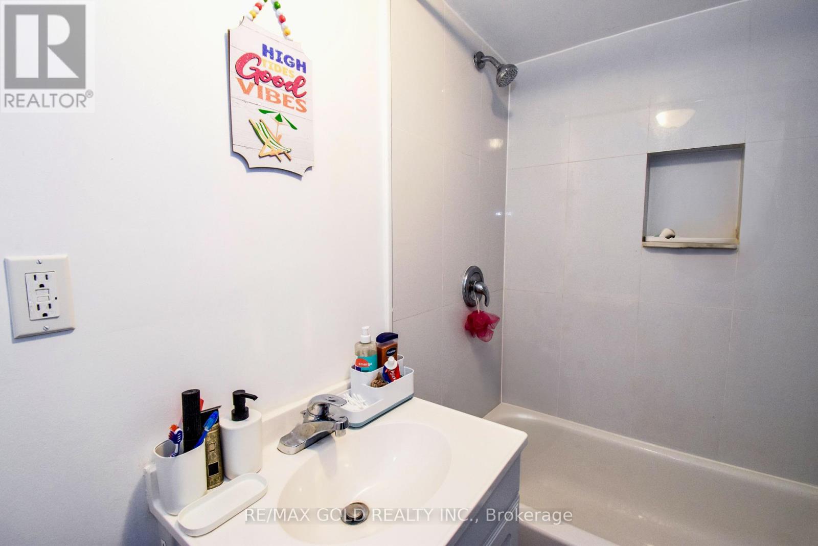 77 Tumblewood Place W, Welland, Ontario  L3B 0J3 - Photo 29 - X12261078