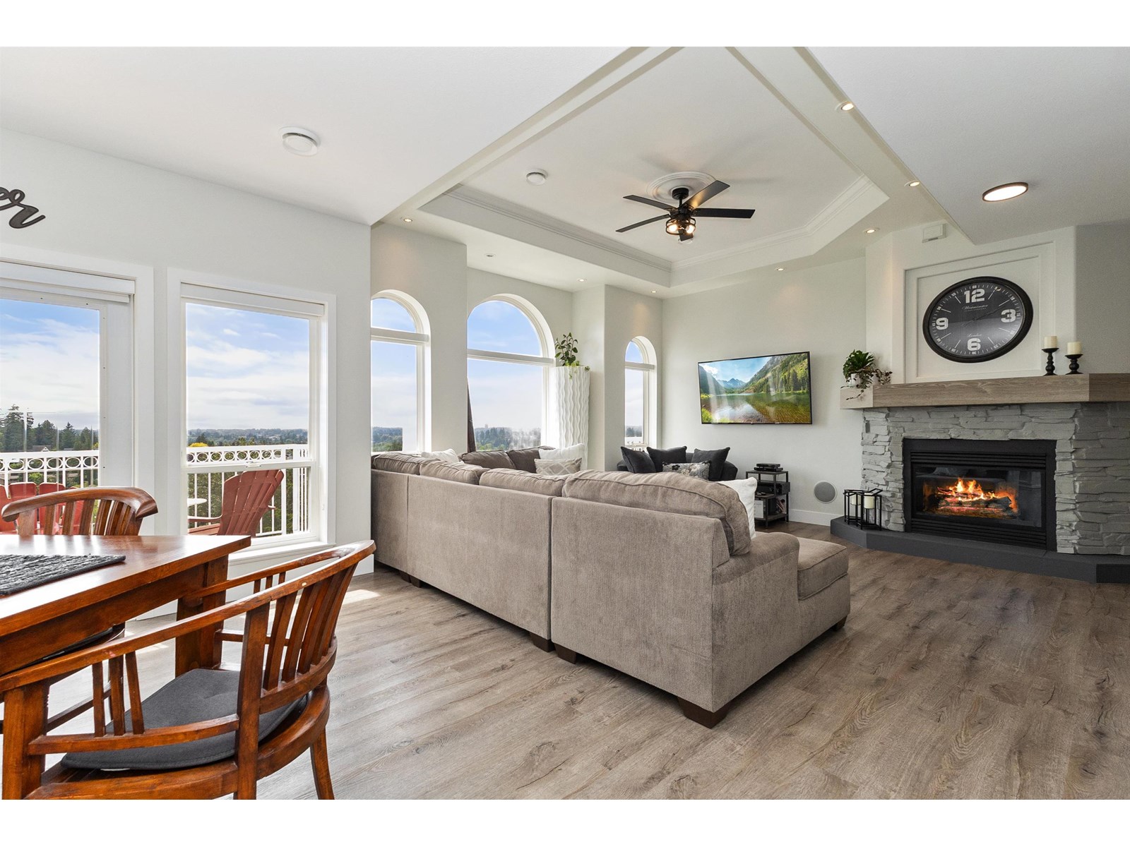Property at 2764 ST MORITZ WAY image 3
