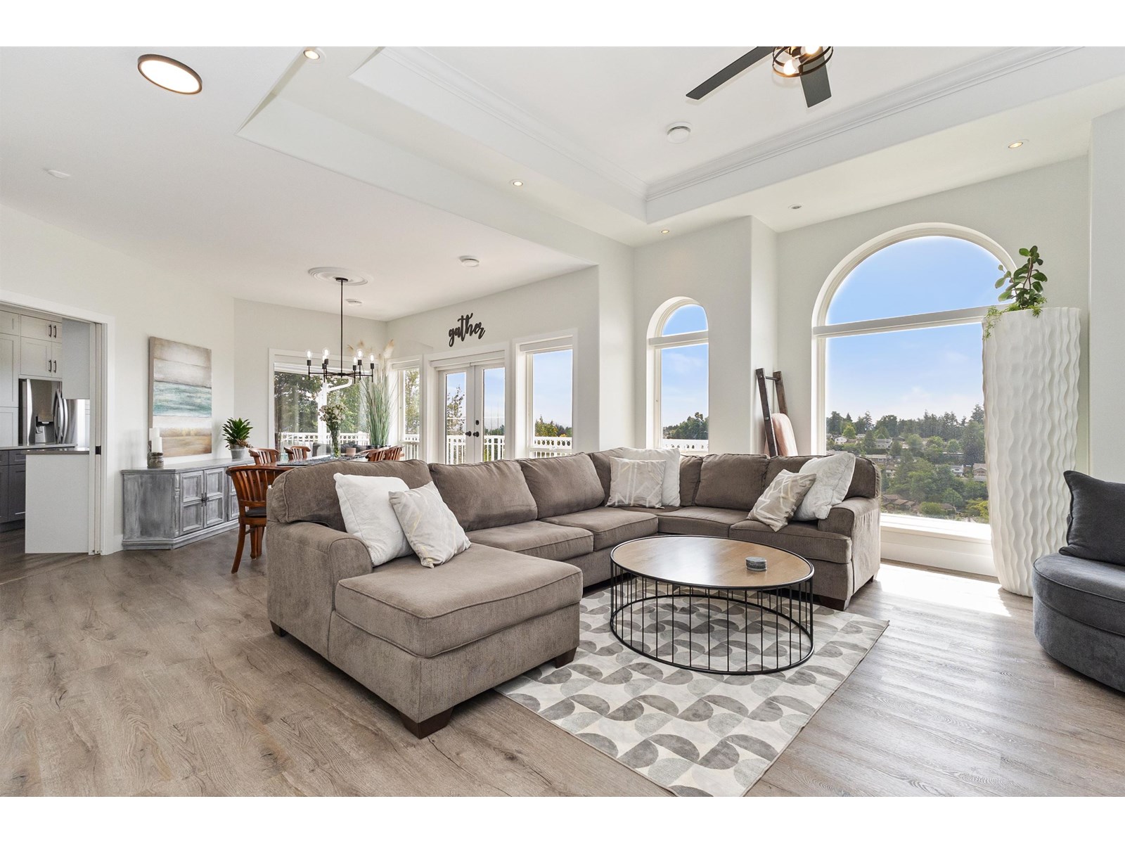 Property at 2764 ST MORITZ WAY image 2