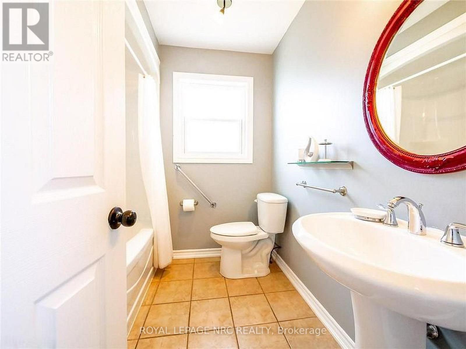 3090 Dorchester Road, Niagara Falls, Ontario  L2J 2Z7 - Photo 14 - X12262567