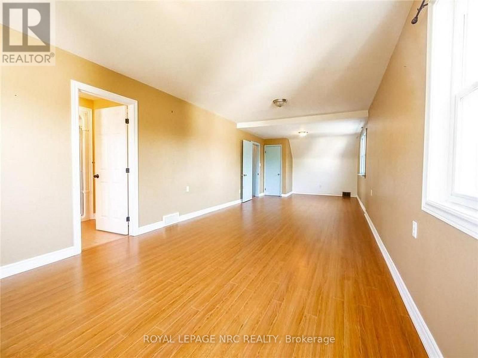 3090 Dorchester Road, Niagara Falls, Ontario  L2J 2Z7 - Photo 17 - X12262567