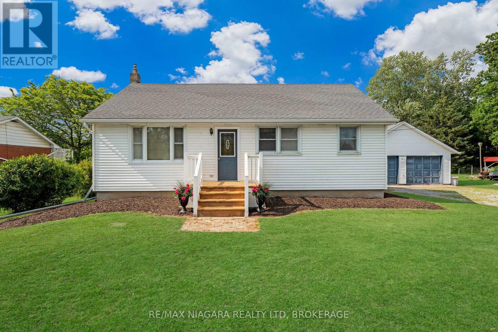 Property at 42574 3 HIGHWAY image 4