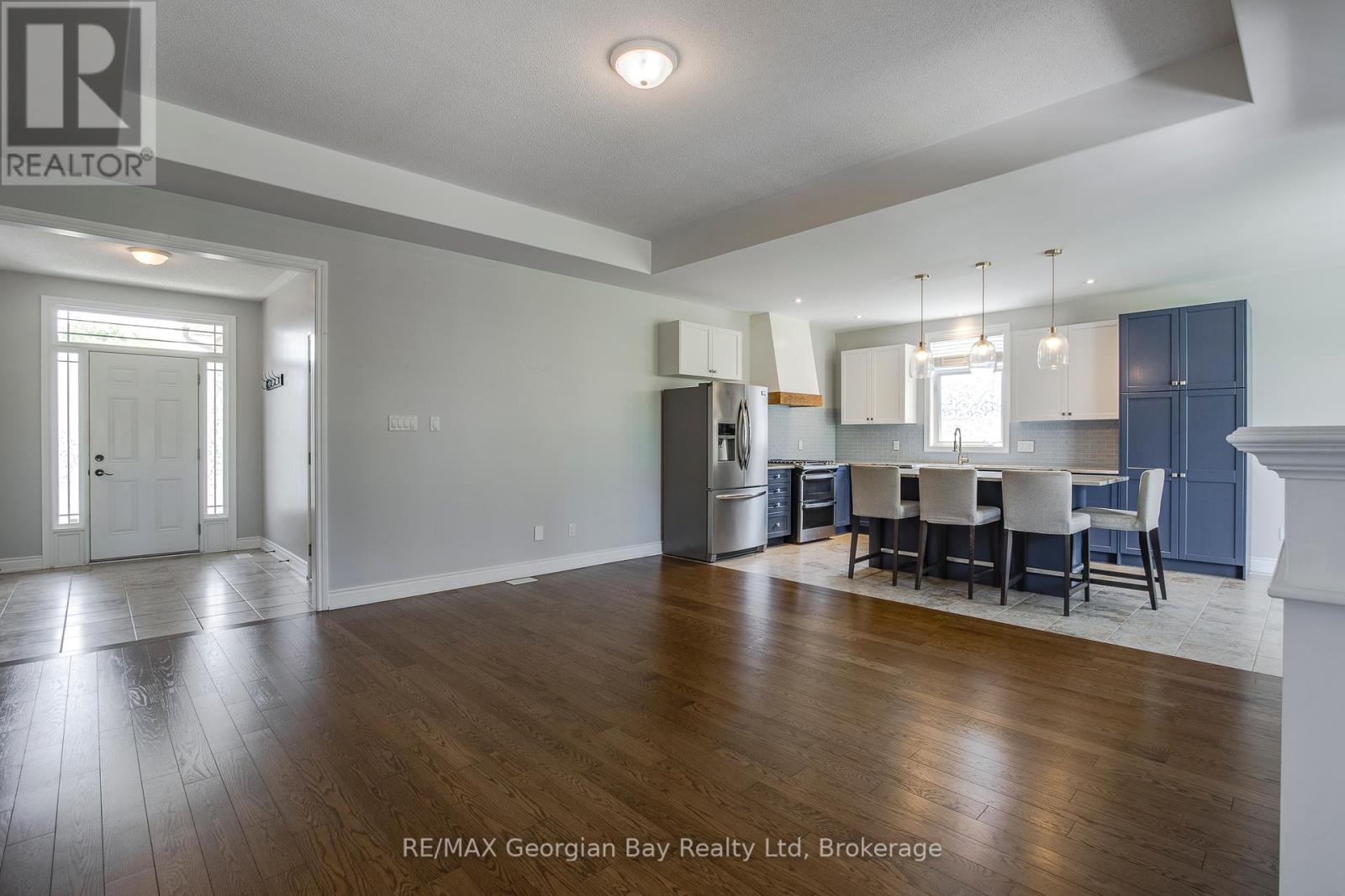 Property at 426 RUSS HOWARD DRIVE image 4