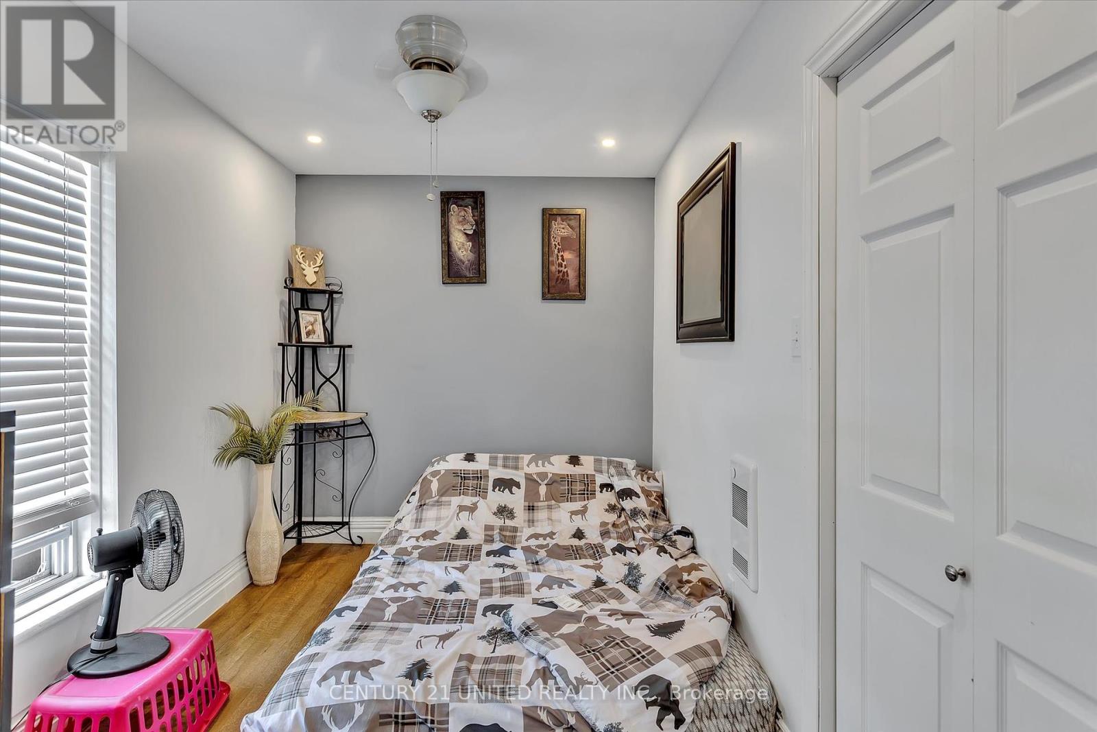 203 Carlisle Avenue, Peterborough, Ontario  K9H 1J7 - Photo 20 - X12262533