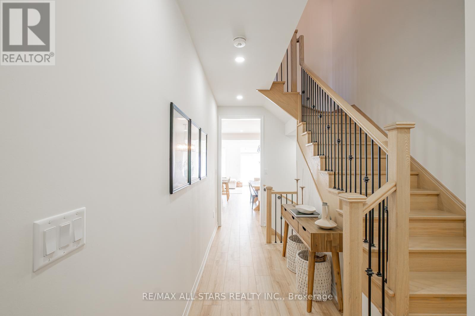 Property at 5 WESMINA AVENUE image 4