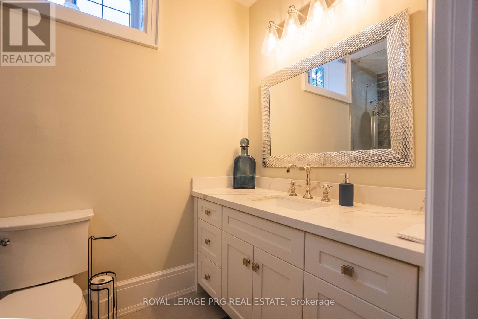 12 Hollywood Crescent, King, Ontario  L0G 1N0 - Photo 49 - N12262501