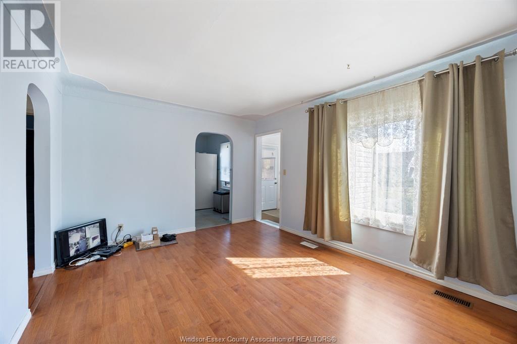 Property at 1047 FORD BLVD. image 4