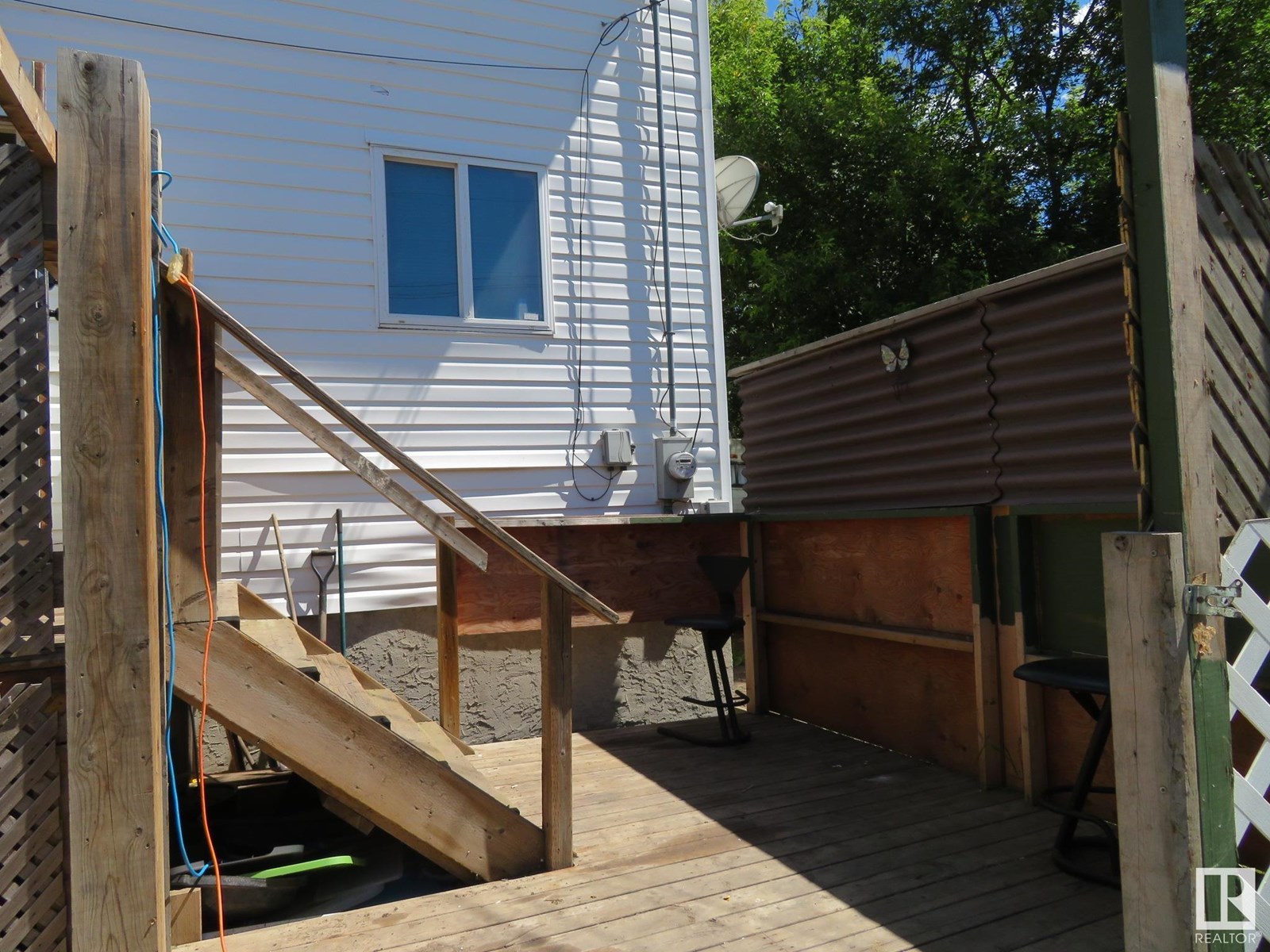 Property at 12940 125 ST NW image 4