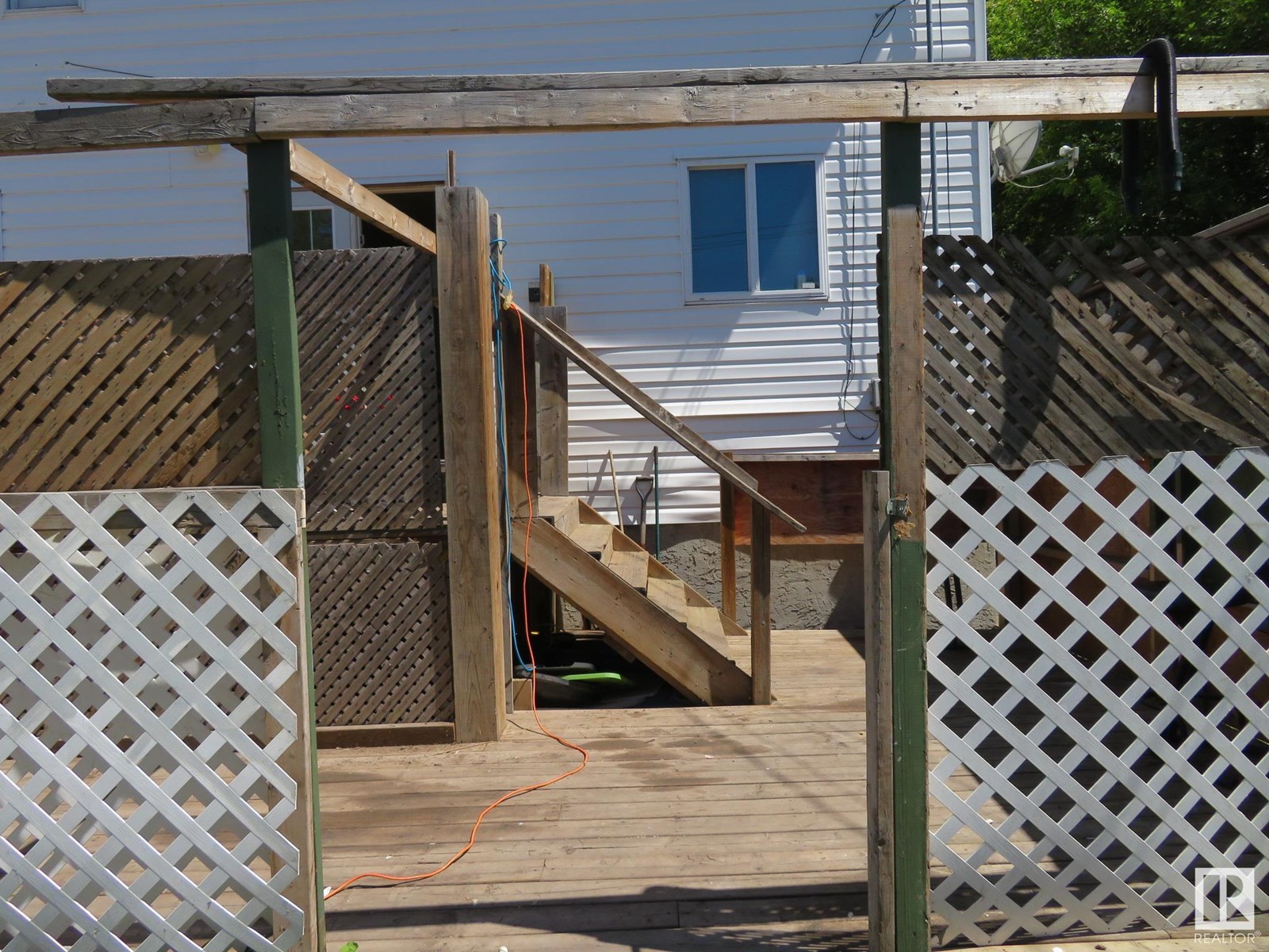 Property at 12940 125 ST NW image 5