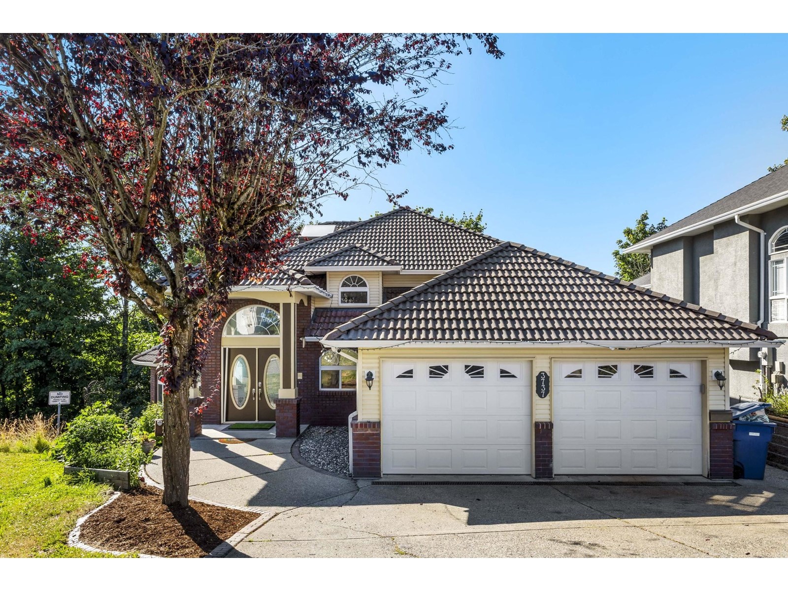 Property at 3737 LETHBRIDGE DRIVE image 1