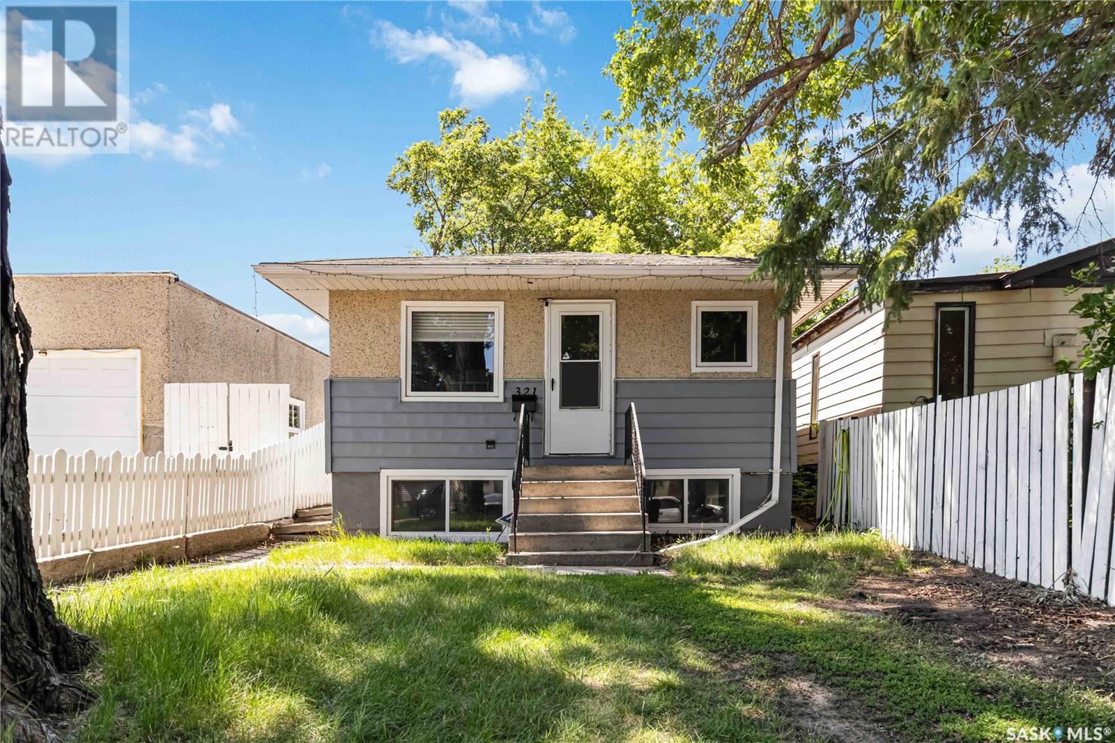 321 Witney AVENUE S, saskatoon, Saskatchewan