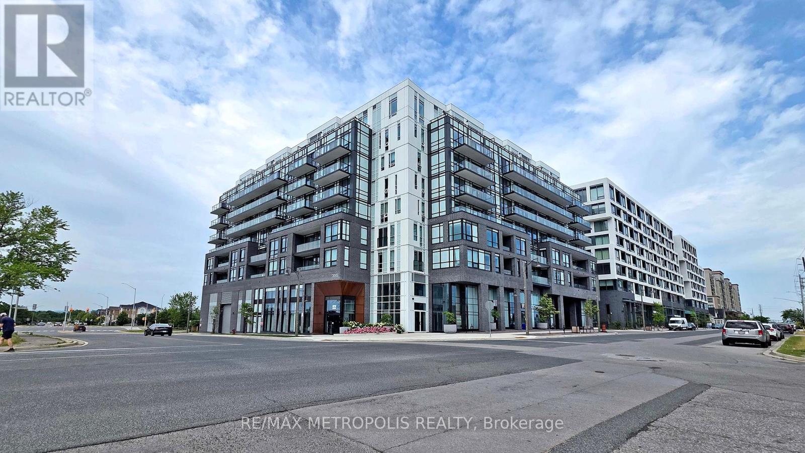 508 - 3005 Pine Glen Road, Oakville, Ontario  L6M 4C1 - Photo 3 - W12262370