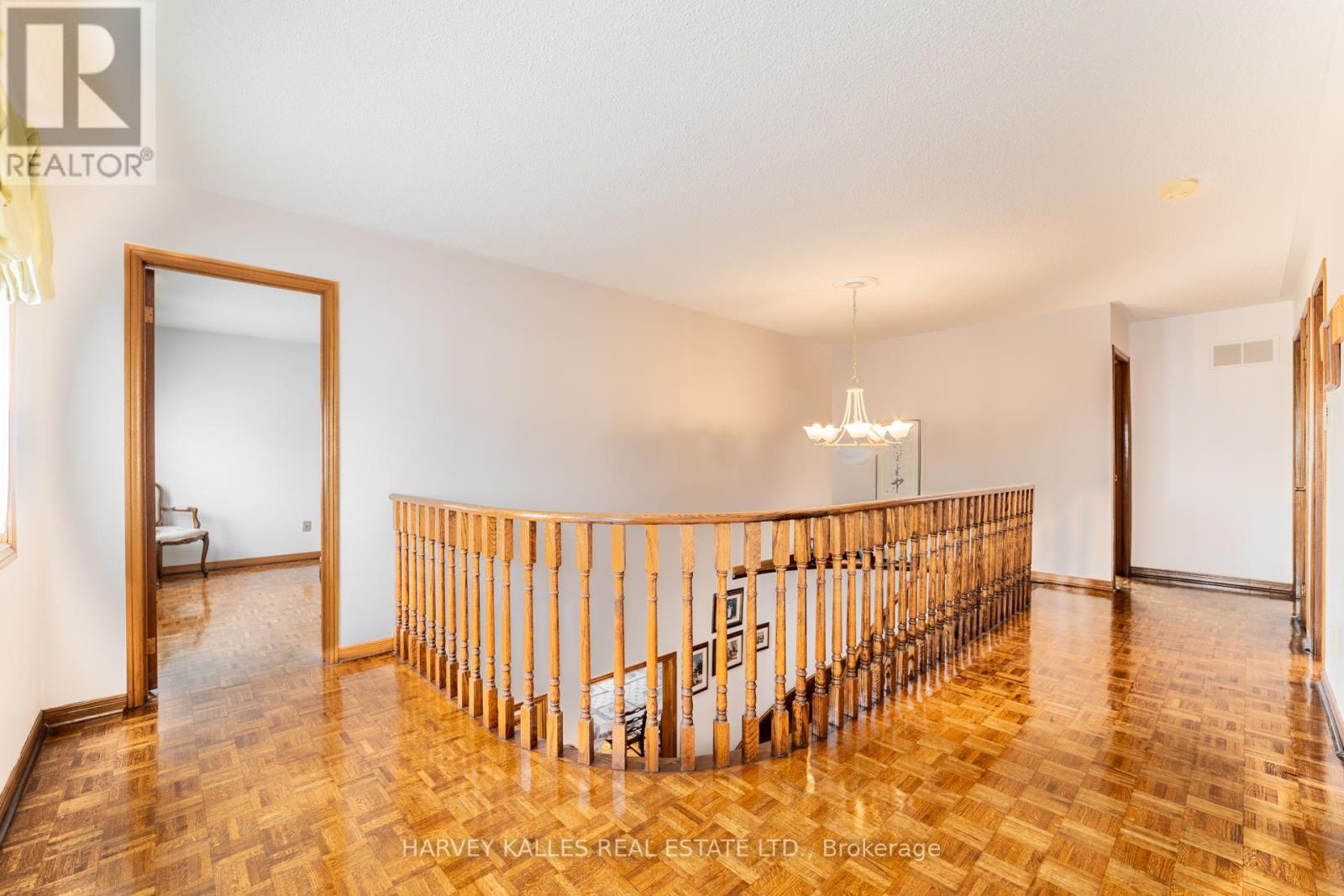 4257 Starlight Crescent, Mississauga (Rathwood), Ontario  L4W 4R4 - Photo 25 - W12262432