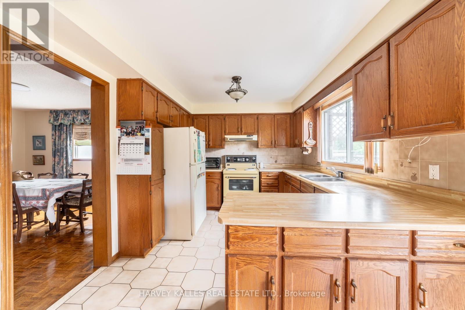 4257 Starlight Crescent, Mississauga (Rathwood), Ontario  L4W 4R4 - Photo 26 - W12262432