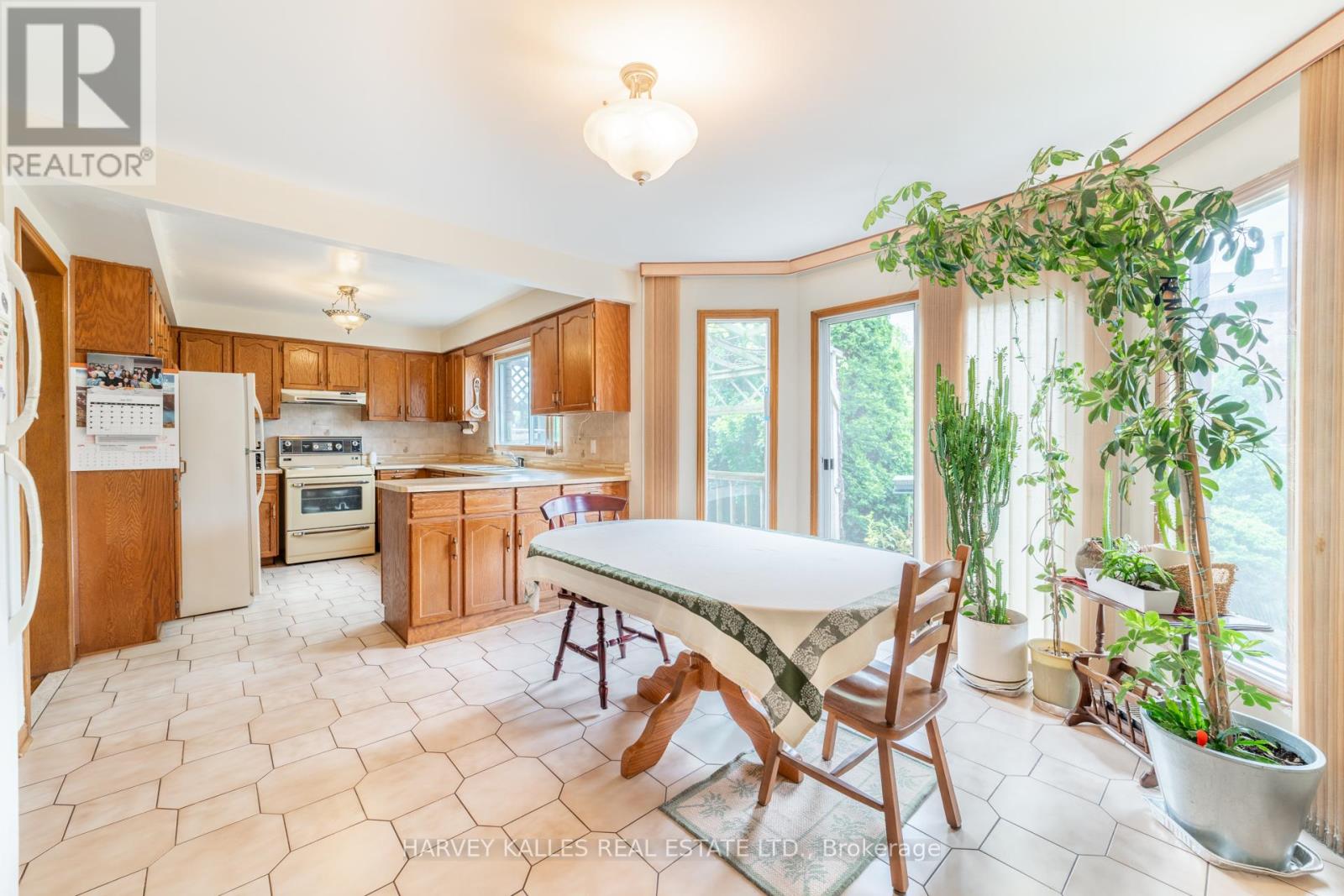 4257 Starlight Crescent, Mississauga (Rathwood), Ontario  L4W 4R4 - Photo 28 - W12262432