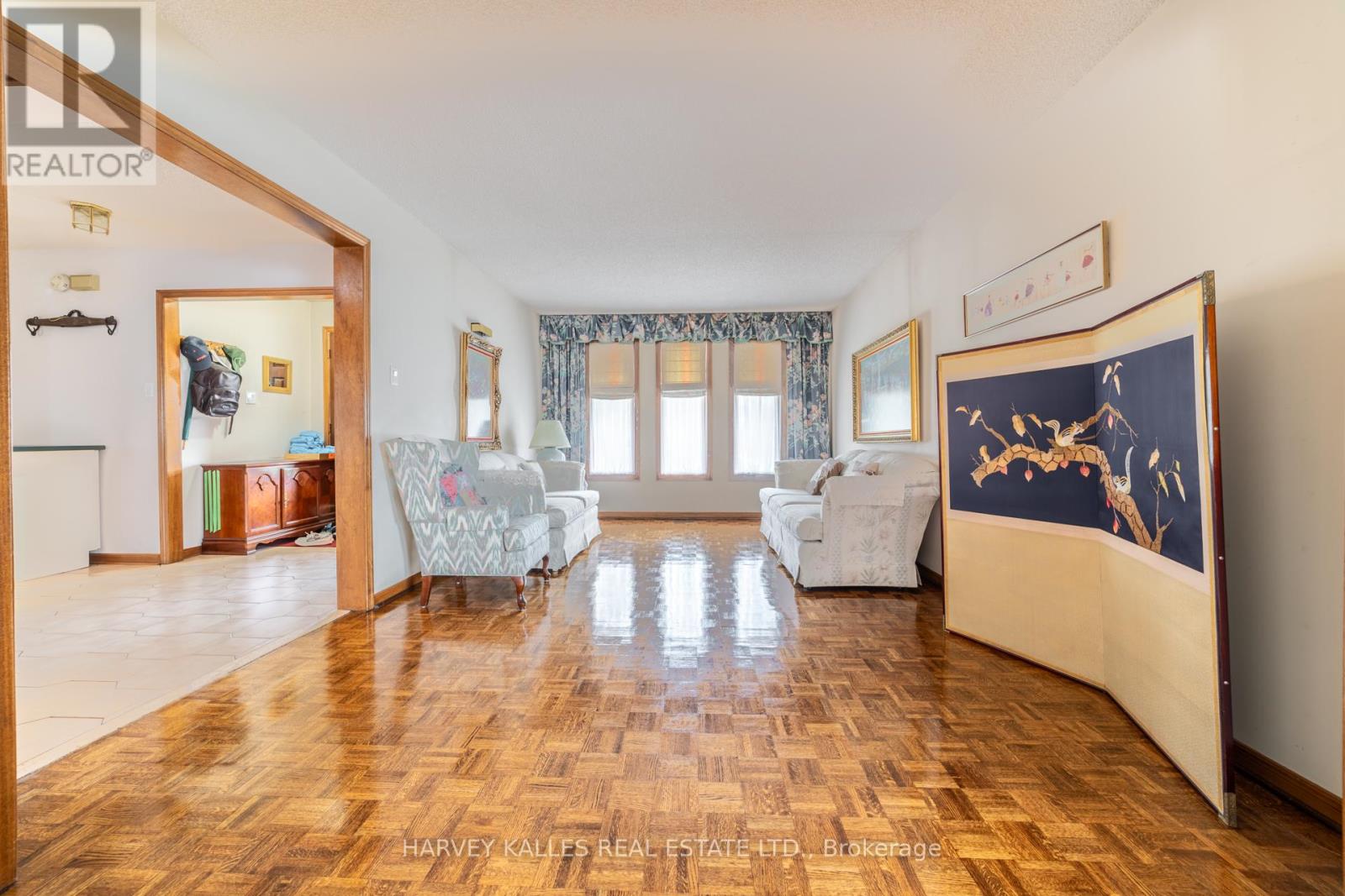 4257 Starlight Crescent, Mississauga (Rathwood), Ontario  L4W 4R4 - Photo 6 - W12262432