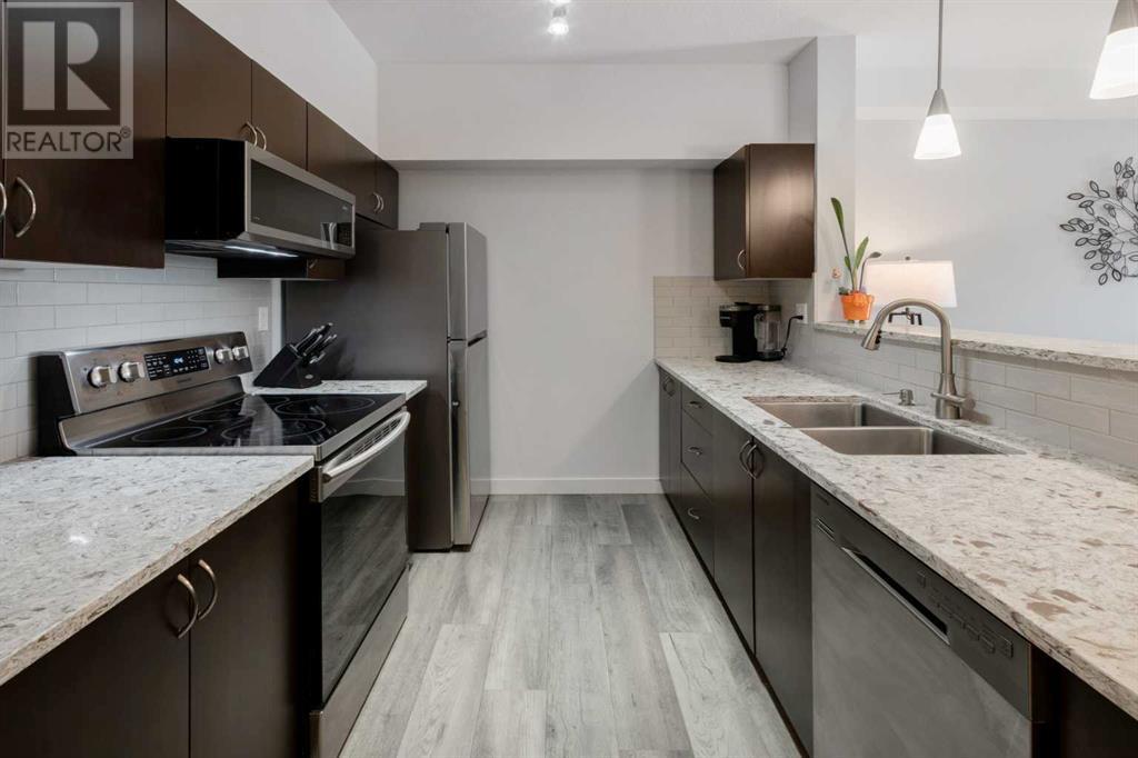 Property at 1203, 604 East Lake Boulevard NE image 4