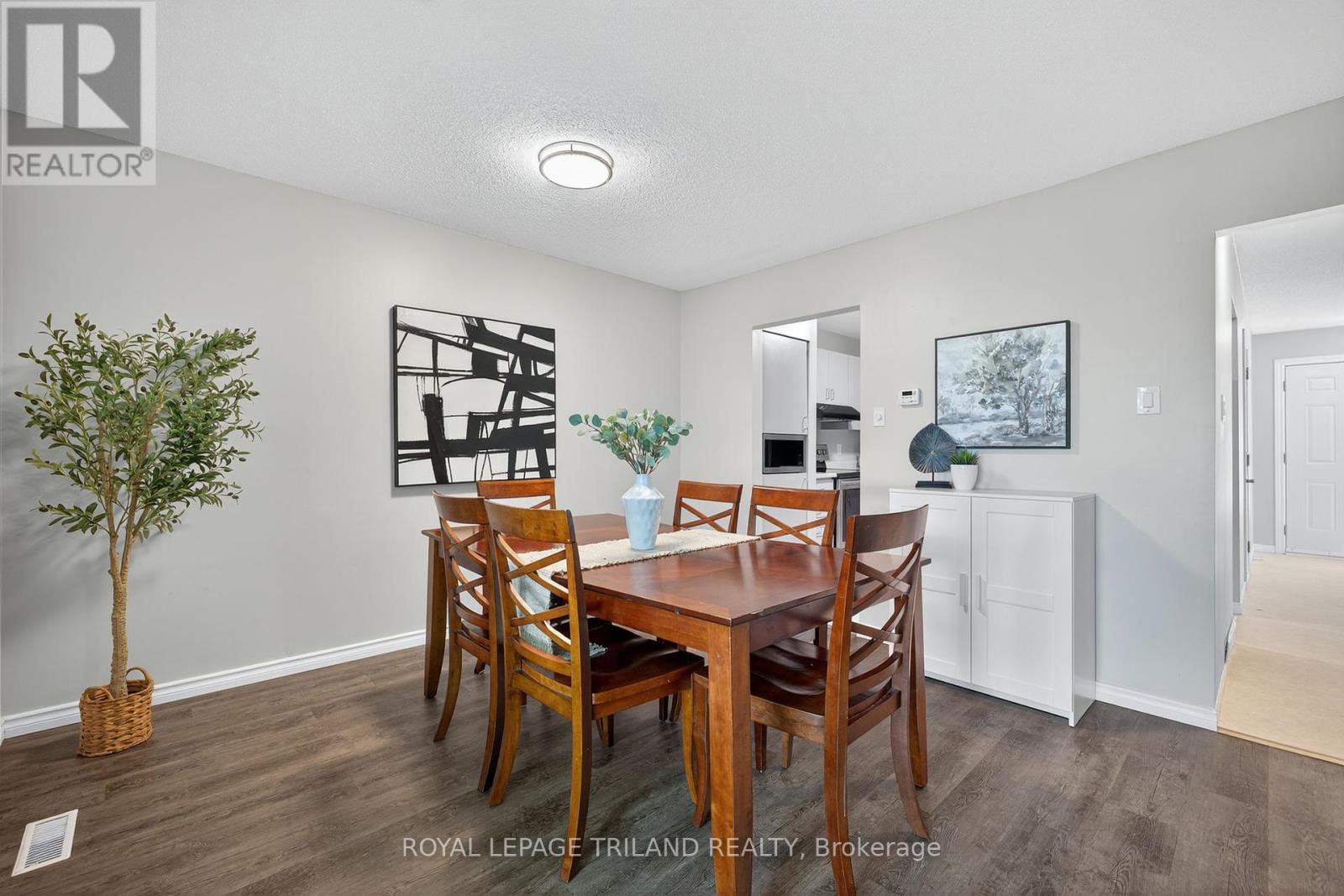 25 - 131 Bonaventure Drive, London East (East I), Ontario  N5V 4H8 - Photo 13 - X12262678