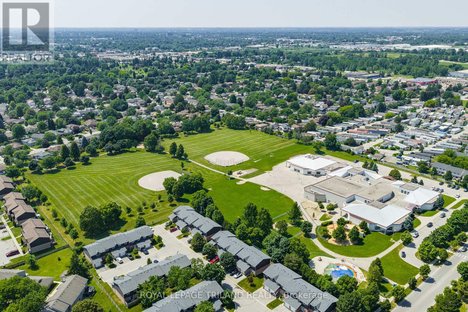25 - 131 Bonaventure Drive, London East (East I), Ontario  N5V 4H8 - Photo 40 - X12262678