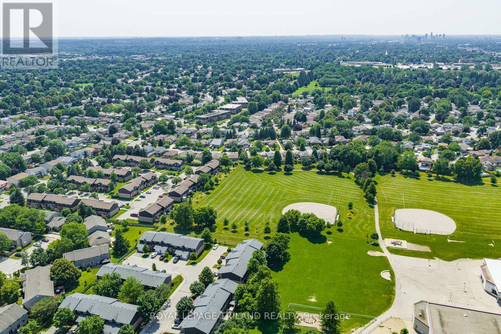 25 - 131 Bonaventure Drive, London East (East I), Ontario  N5V 4H8 - Photo 41 - X12262678