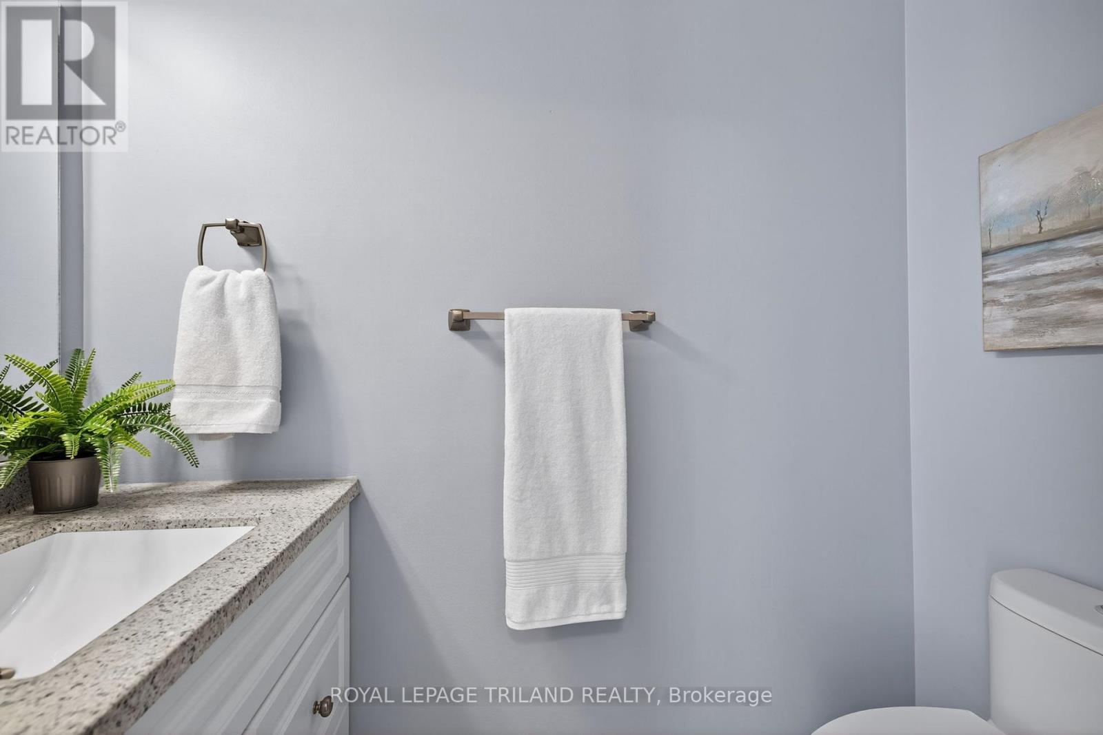 25 - 131 Bonaventure Drive, London East (East I), Ontario  N5V 4H8 - Photo 7 - X12262678