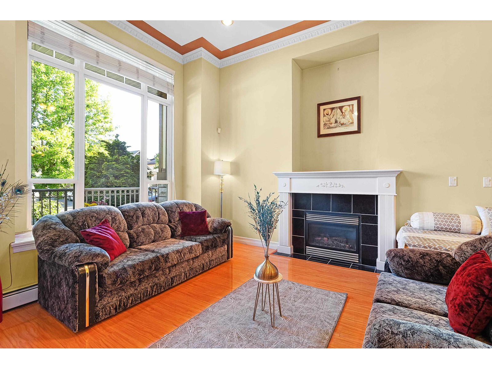 Property at 27989 TRESTLE AVENUE image 4