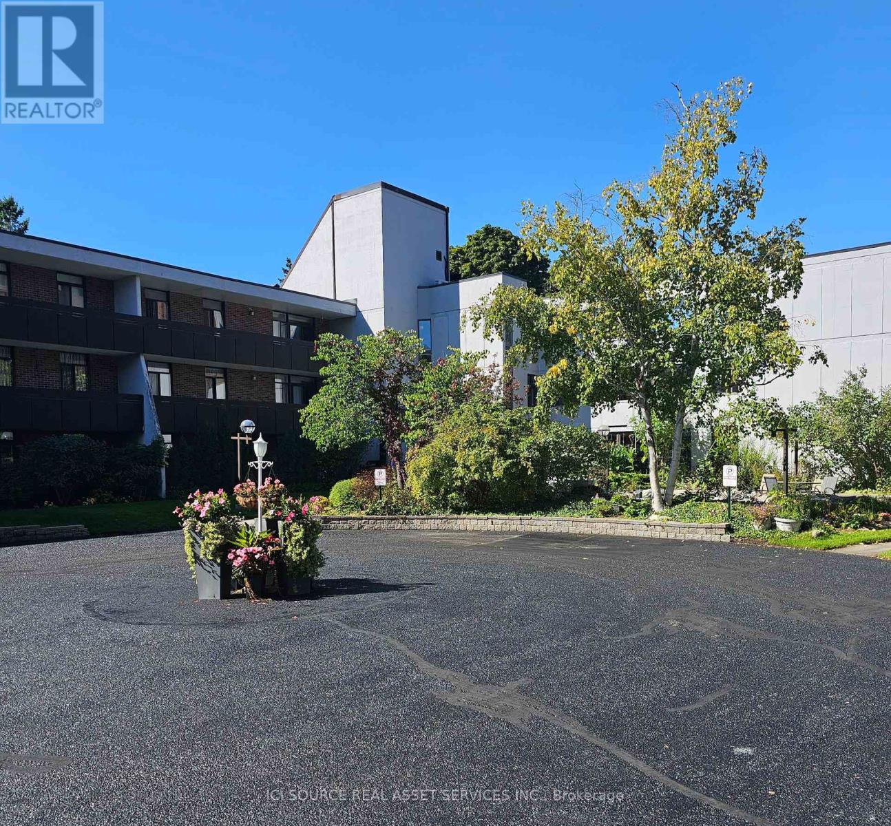 Property at 4204 - 50 OLD KINGSTON ROAD image 2