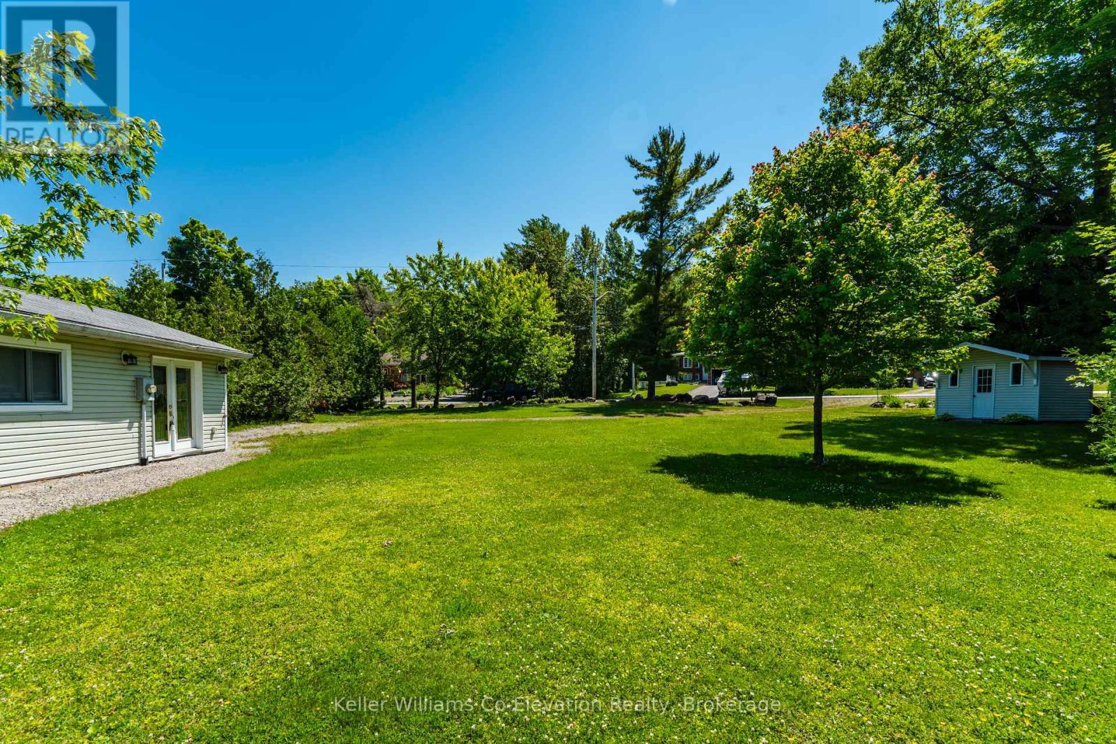 220 Robin's Point Road, Tay, Ontario  L0K 2A0 - Photo 14 - S12262727