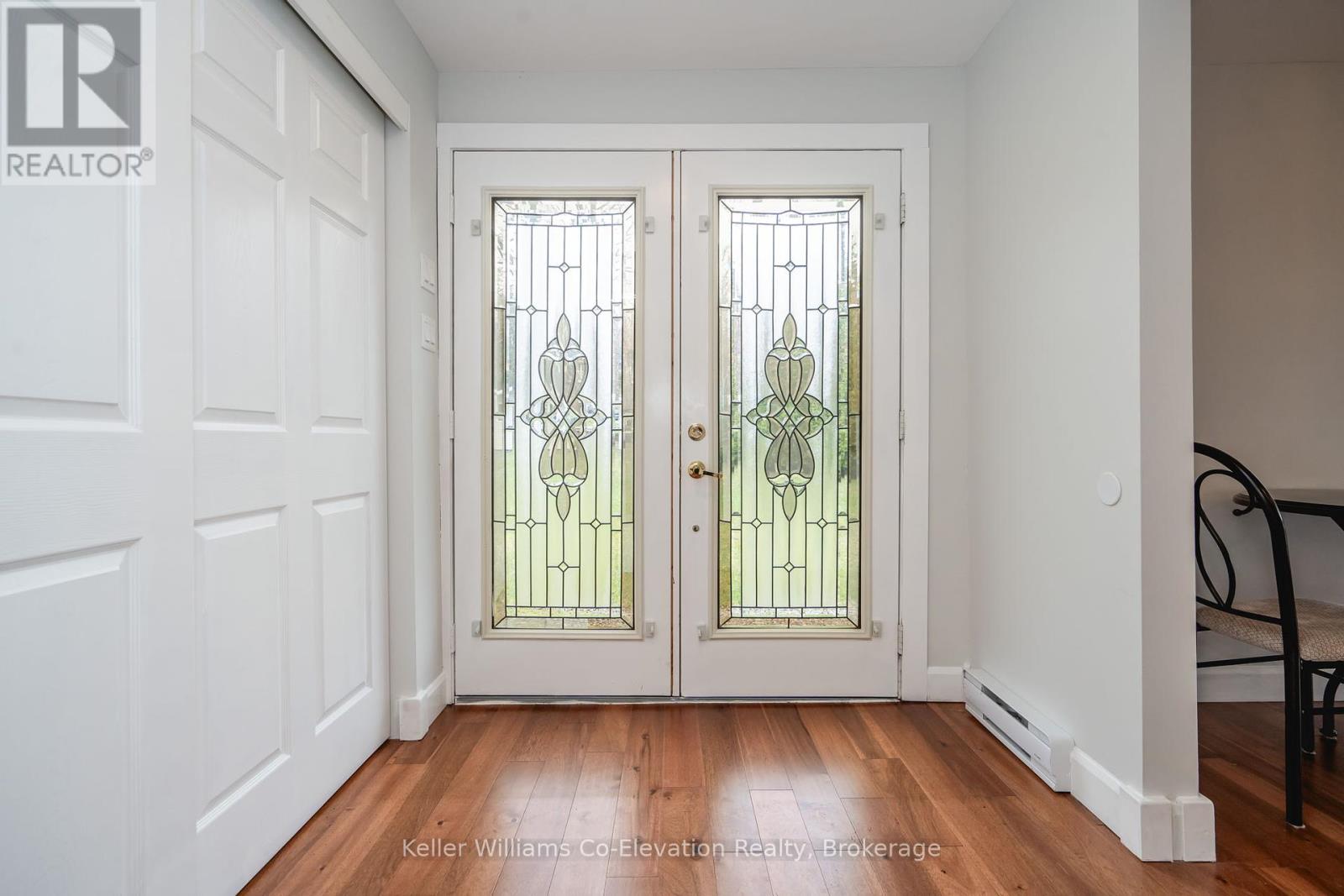 220 Robin's Point Road, Tay, Ontario  L0K 2A0 - Photo 16 - S12262727