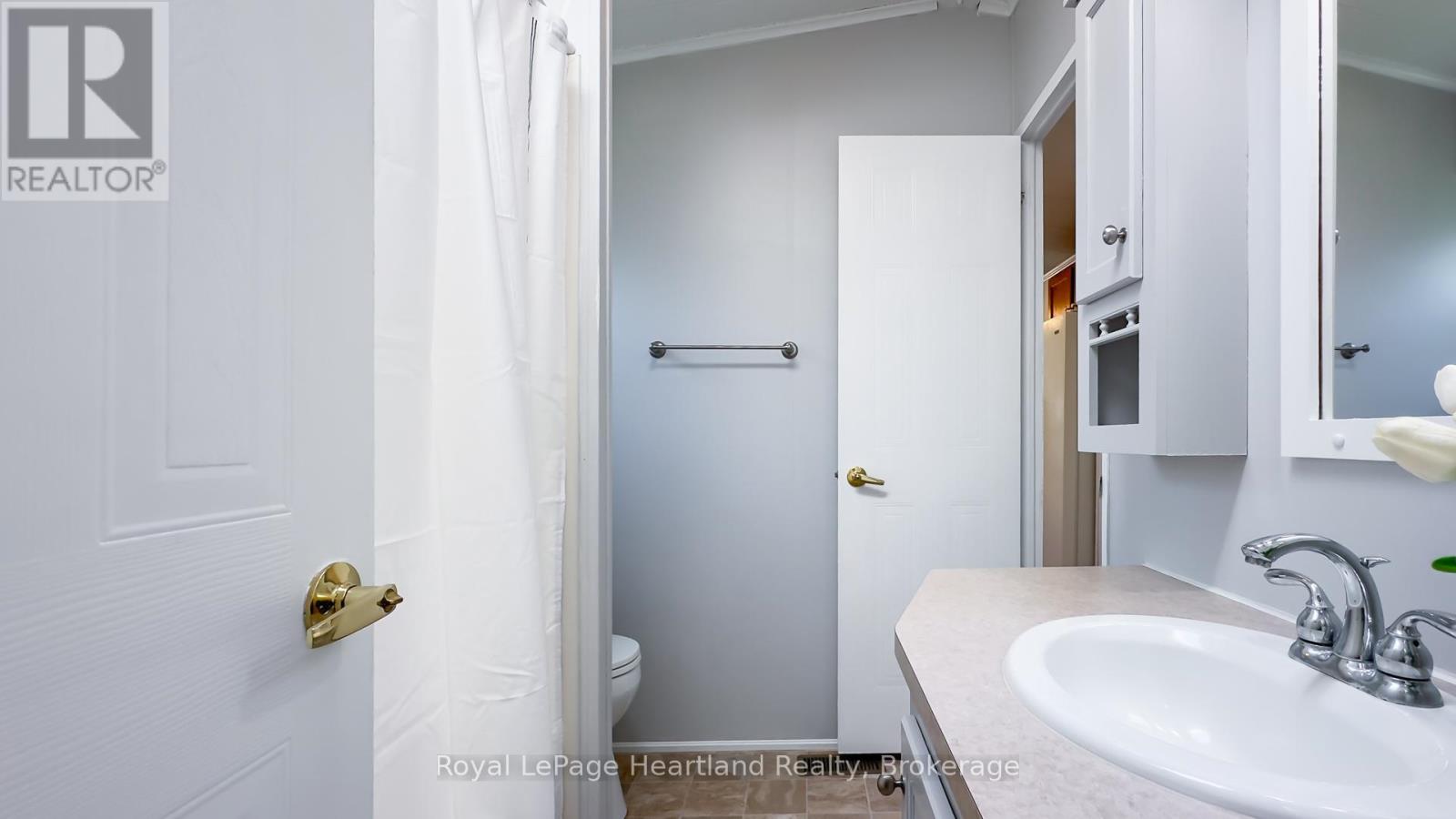 49 - 77307 Bluewater Highway, Bluewater, Ontario  N0M 1G0 - Photo 39 - X12262705