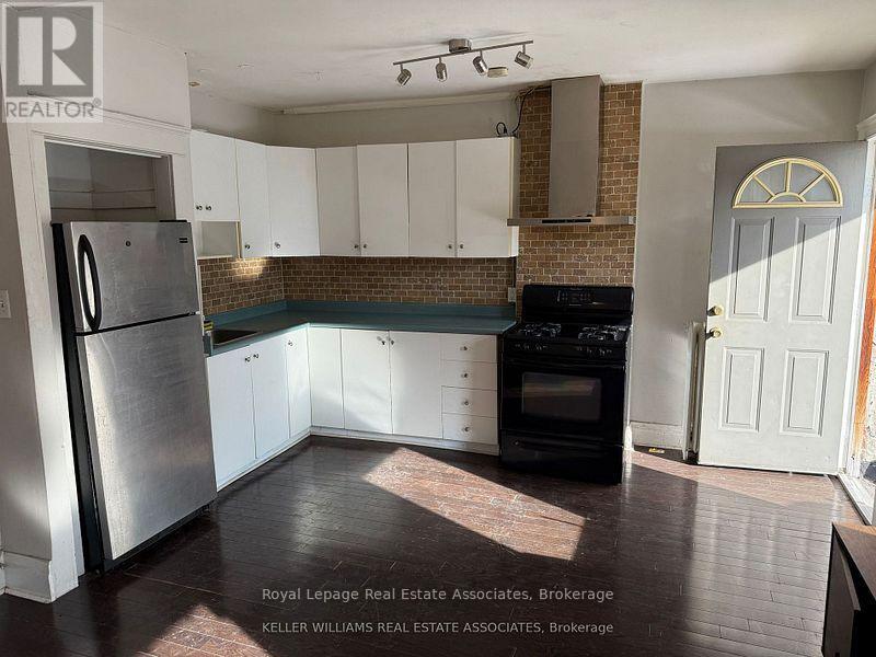 16(3rd) - 497 Bloor Street W, Toronto, Ontario  M5S 1Y2 - Photo 3 - C12262698
