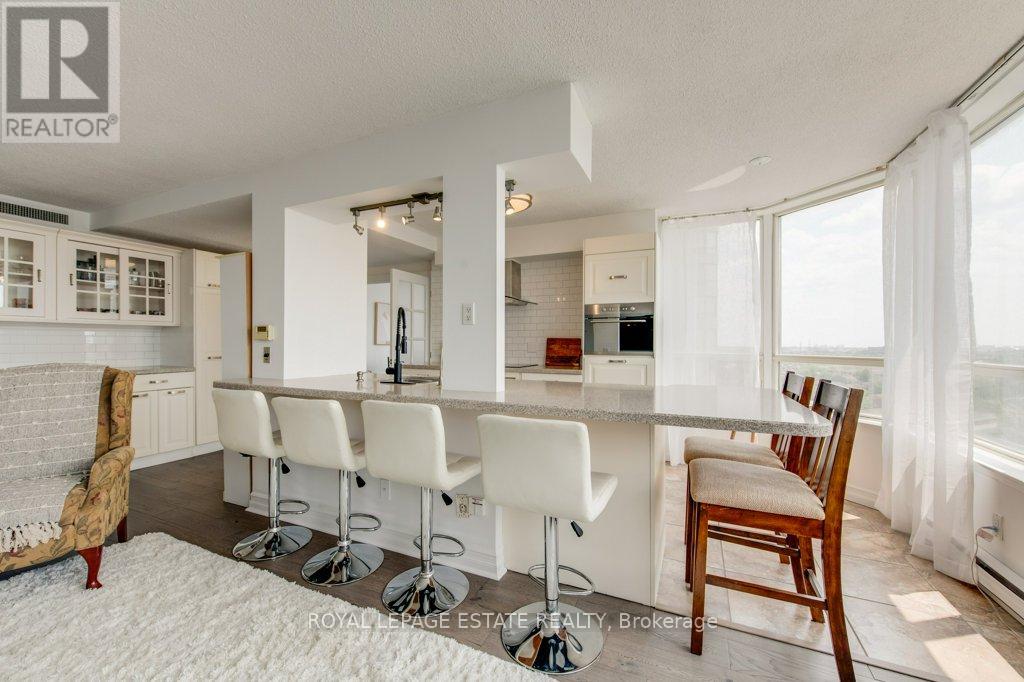 Property at 1012 - 160 ALTON TOWERS CIRCLE image 4