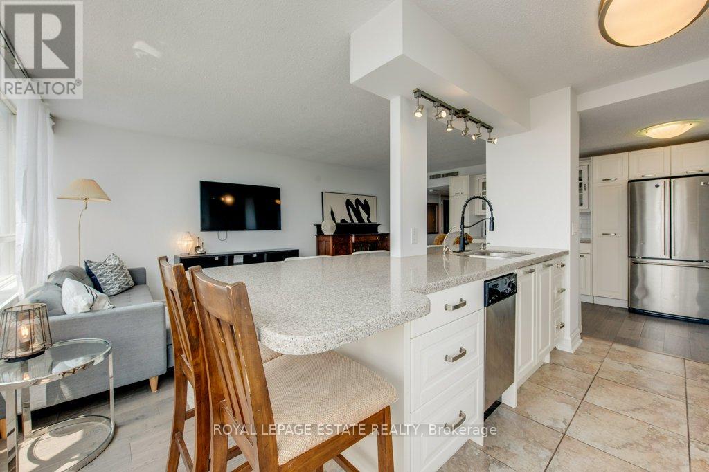 Property at 1012 - 160 ALTON TOWERS CIRCLE image 5