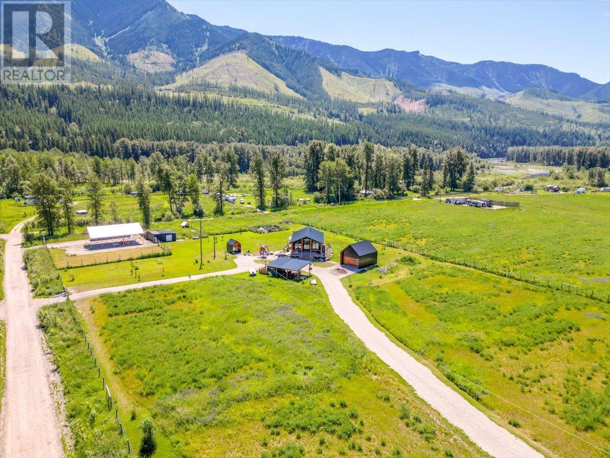 7005 Stubbs Road, Fernie, British Columbia  V0B 1M5 - Photo 53 - 10354789