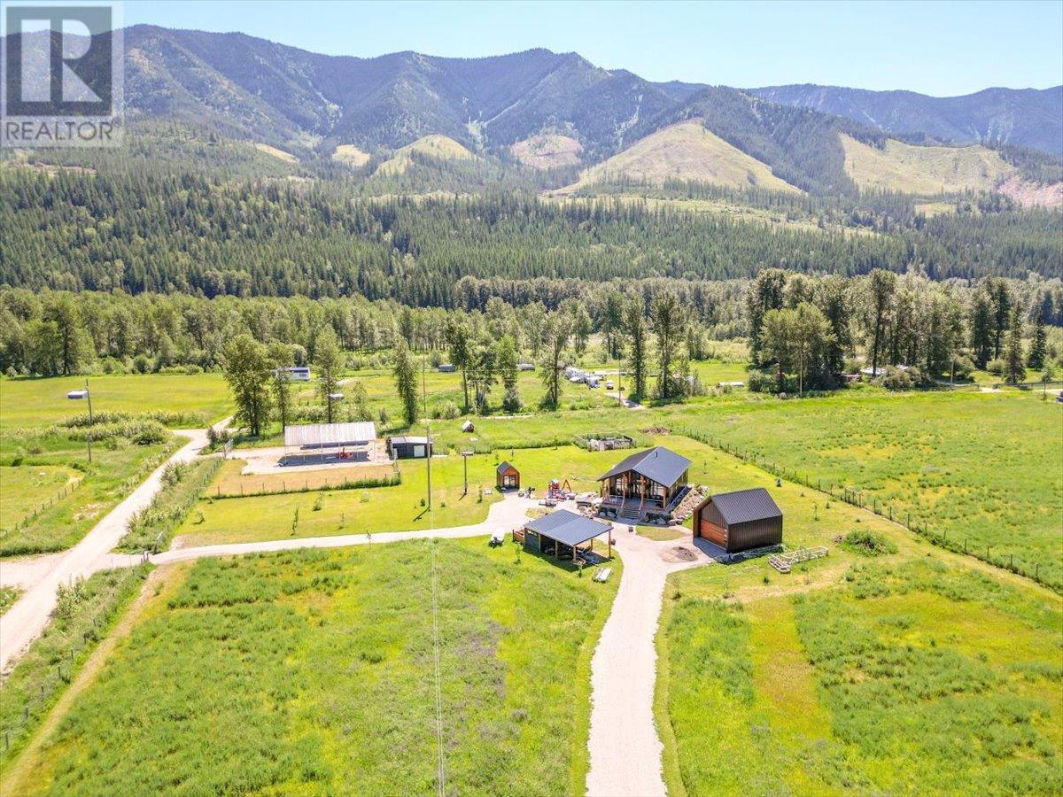 7005 Stubbs Road, Fernie, British Columbia  V0B 1M5 - Photo 54 - 10354789