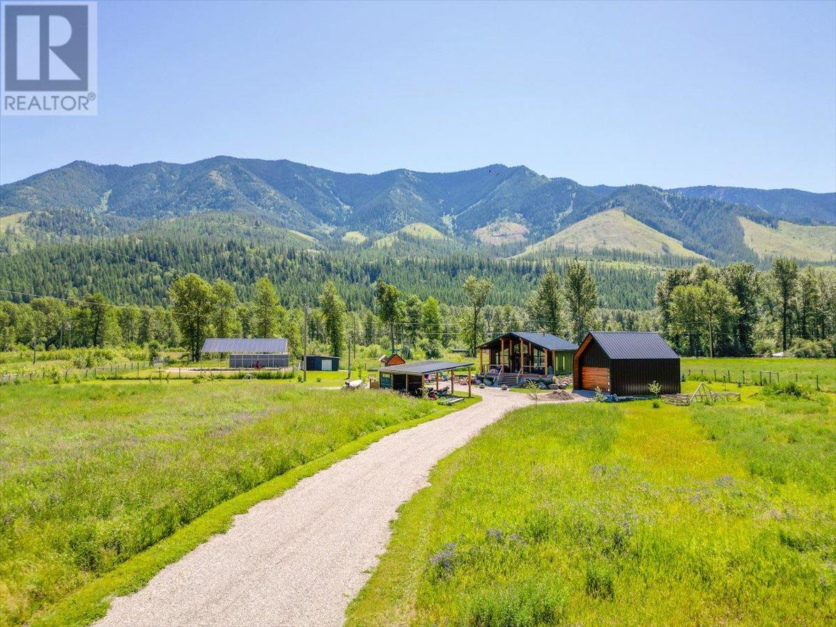 7005 Stubbs Road, Fernie, British Columbia  V0B 1M5 - Photo 56 - 10354789