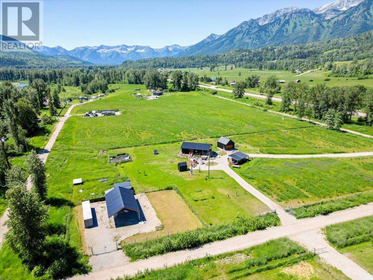 7005 Stubbs Road, Fernie, British Columbia  V0B 1M5 - Photo 60 - 10354789