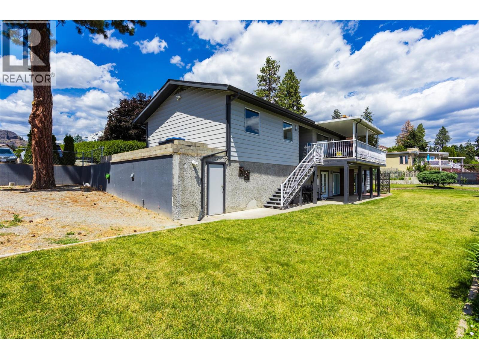 2865 Thacker Drive, West Kelowna, British Columbia