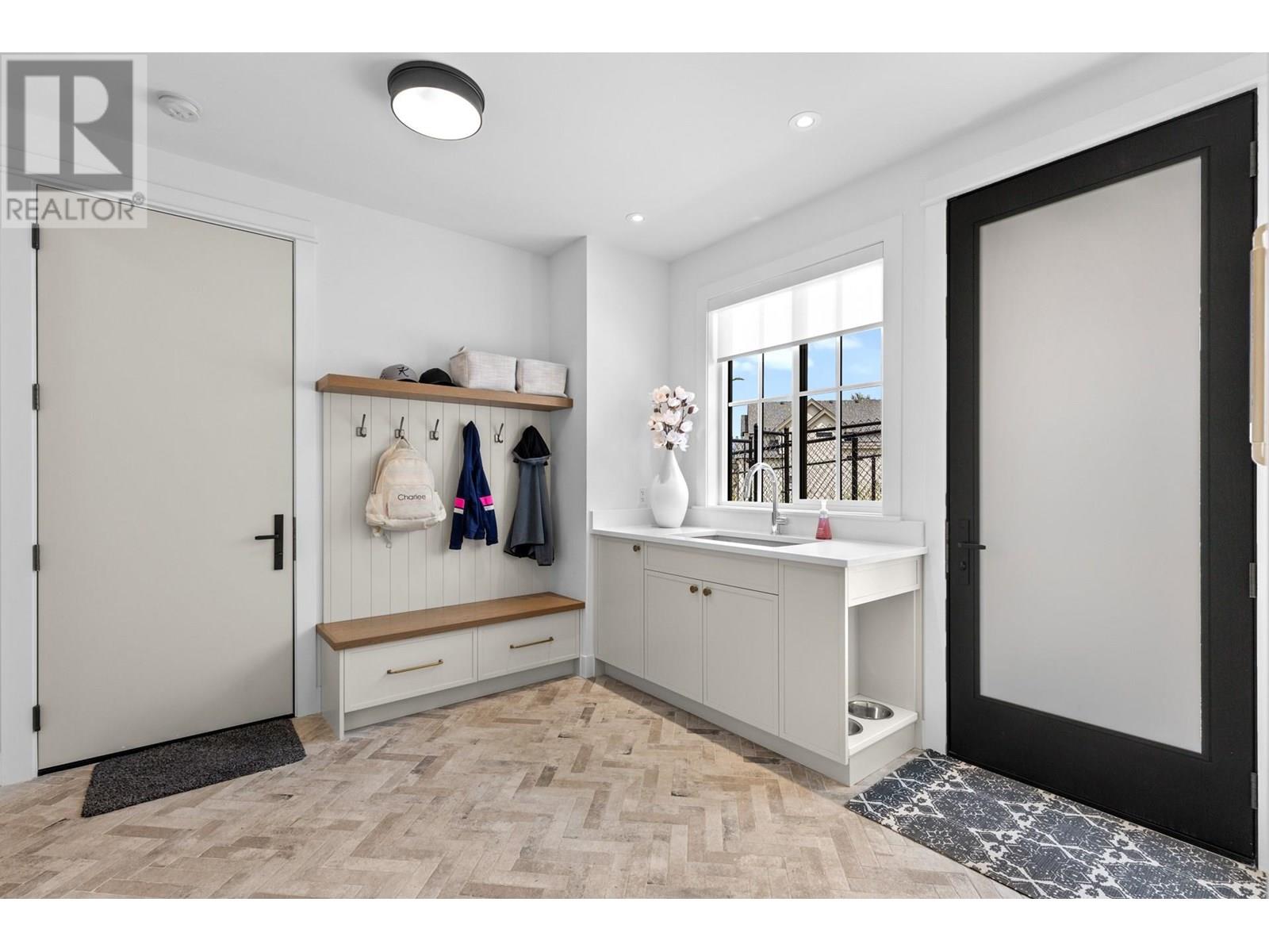 4243 Russo Street, Kelowna, British Columbia  V1W 0C6 - Photo 31 - 10353975