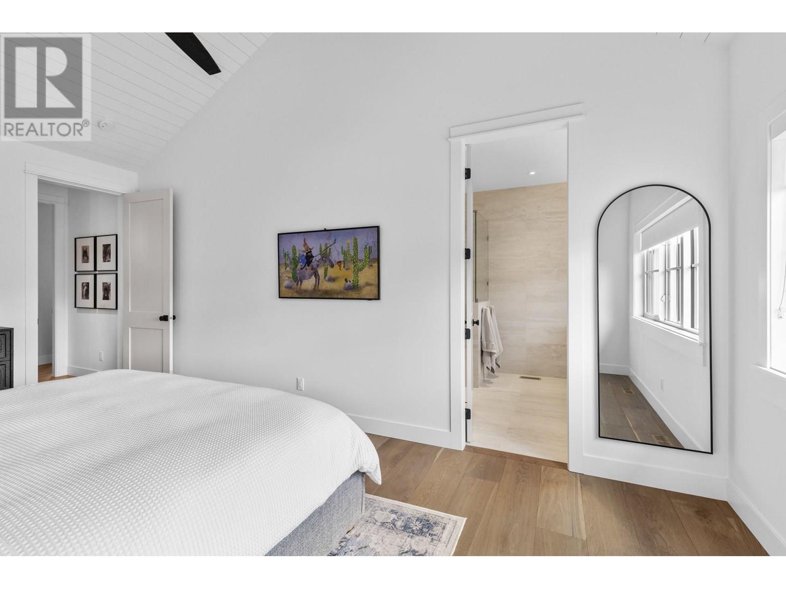 Property at 4243 Russo Street image 5