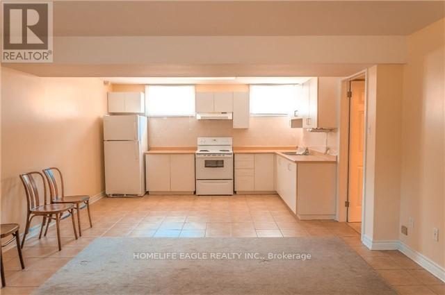 19 Schomberg Road E, Richmond Hill (Oak Ridges), Ontario  L4E 2T7 - Photo 14 - N12256441