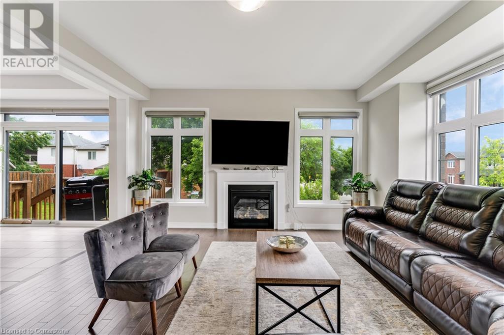 Property at 172 BLACKLOCK Street image 5