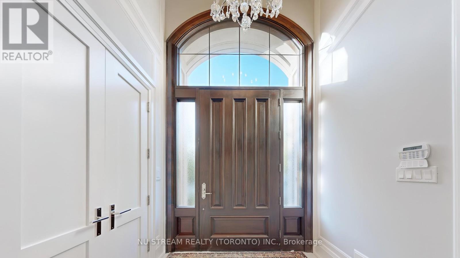 Property at 3 GREENTREE ROAD image 2