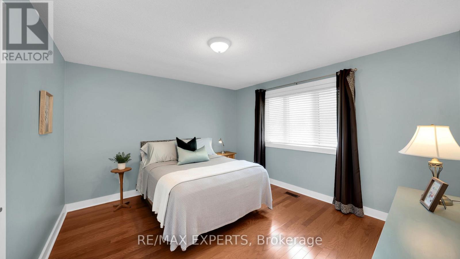 10 Kehoe Court, King (Nobleton), Ontario  L0G 1N0 - Photo 34 - N12262580