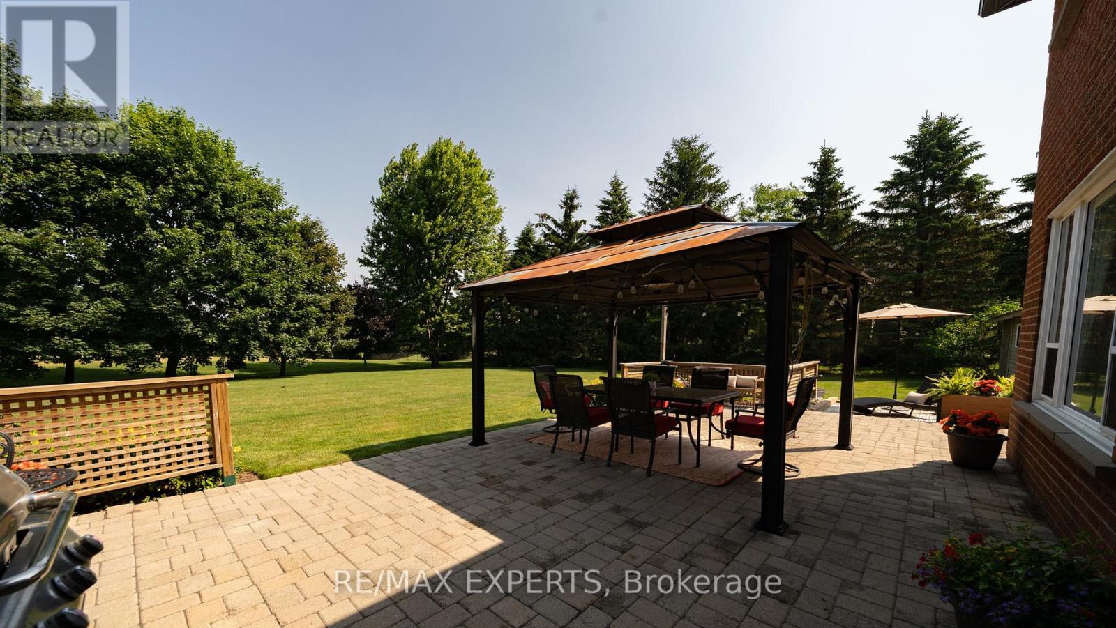 10 Kehoe Court, King (Nobleton), Ontario  L0G 1N0 - Photo 46 - N12262580