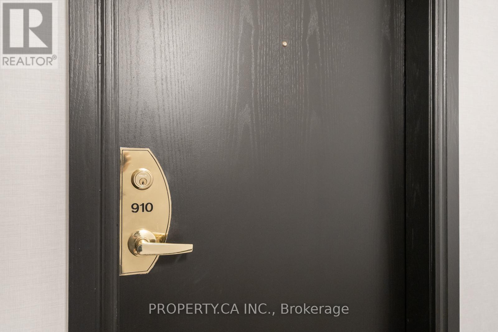 Property at 910 - 185 ONEIDA CRESCENT image 3
