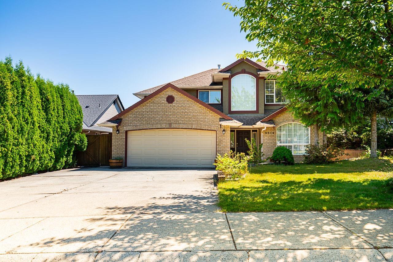 Property at 8464 DOERKSEN DRIVE image 2