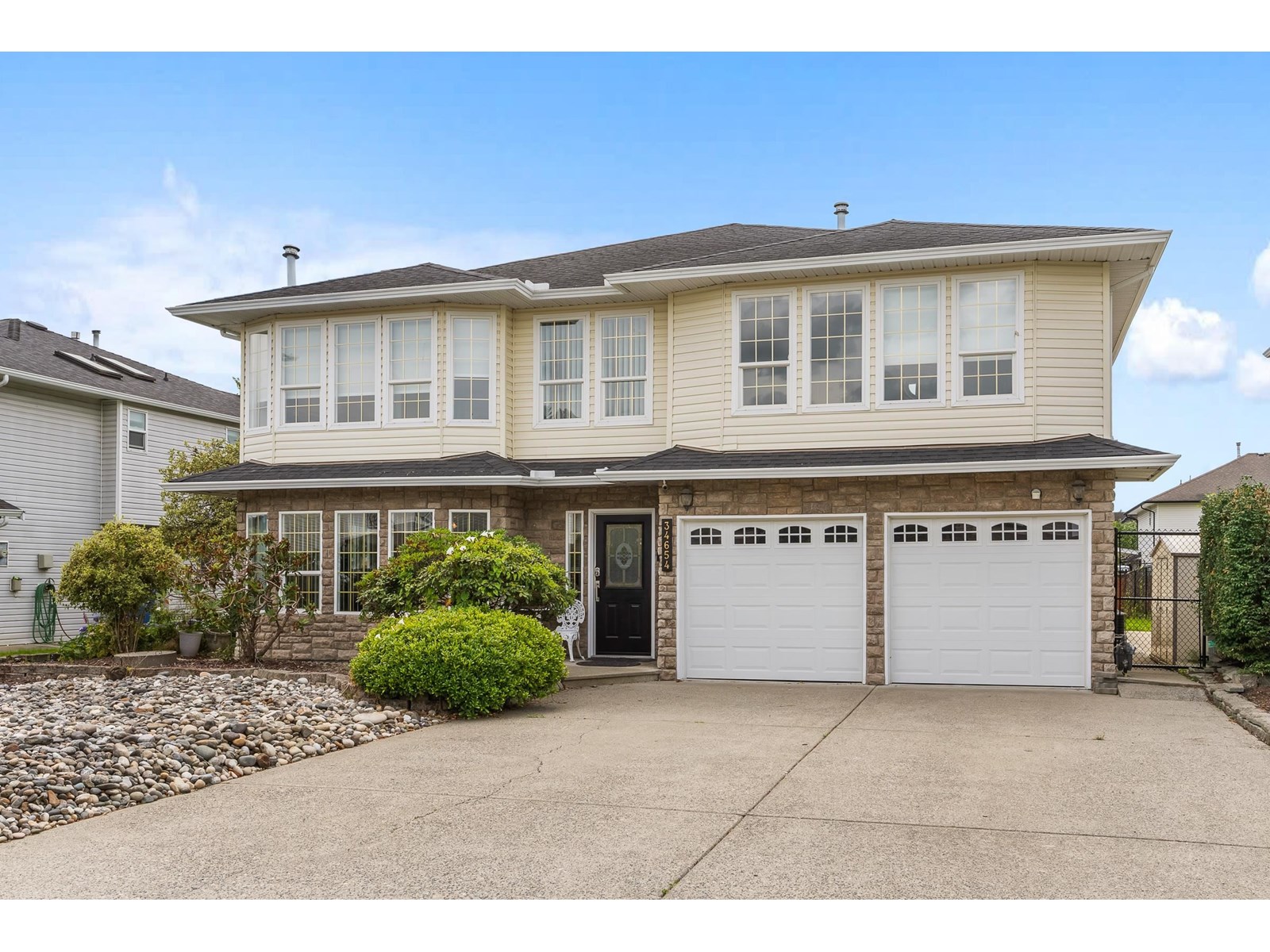 Property at 34654 7 AVENUE image 1
