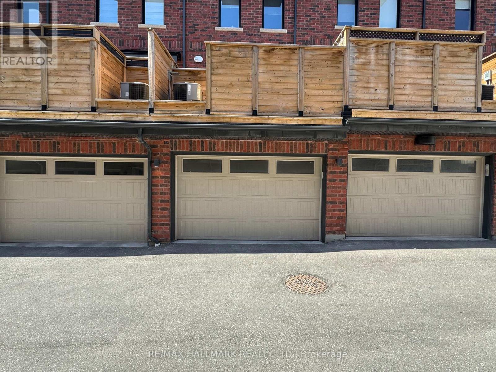 55 Twenty Ninth Street, Toronto, Ontario  M8W 1S1 - Photo 34 - W12262529
